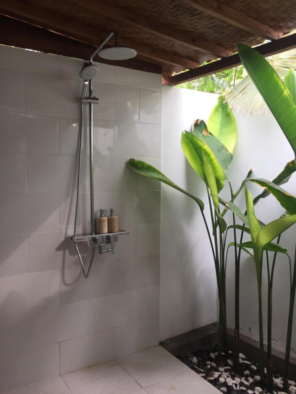 Green Garden Lembongan Yoga Spa And Holistic Healing Center Экстерьер фото